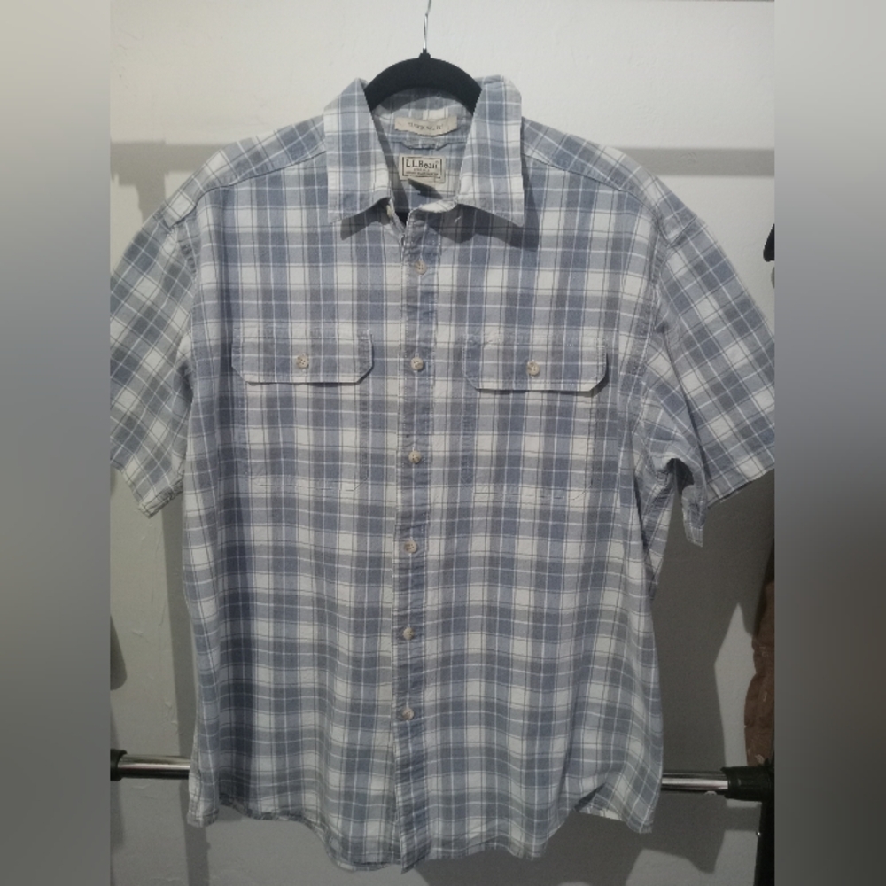 L.L. Bean Men's Blue Gray Plaid Short Sleeve Shirt L